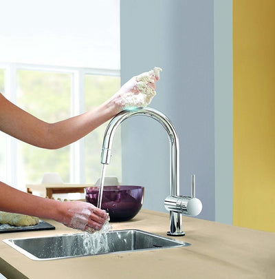 Modern Single Lever Kitchen Tap With Pull Out Spray Head and 360 Swivel Spout DL Modern