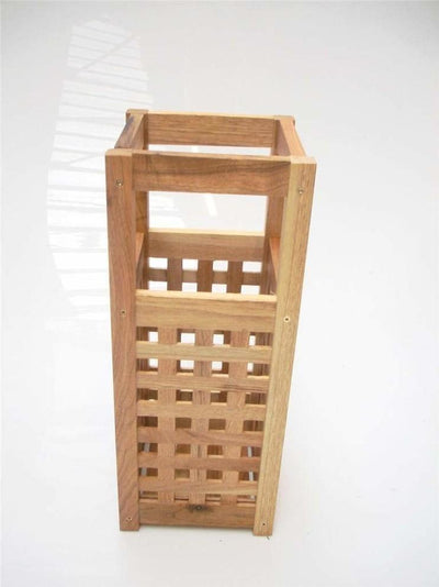 Traditional Umbrella Stand in Oak Finished Solid Wood, Perfect for Space-Saving DL Traditional
